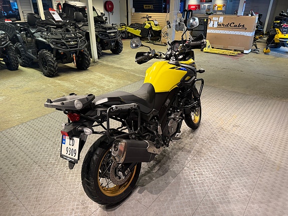 Suzuki DL 650 V-Strom XT 5 of 12