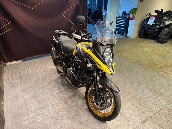Suzuki DL 650 V-Strom XT 7 of 12