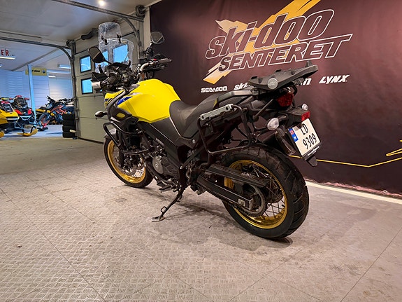 Suzuki DL 650 V-Strom XT 4 of 12