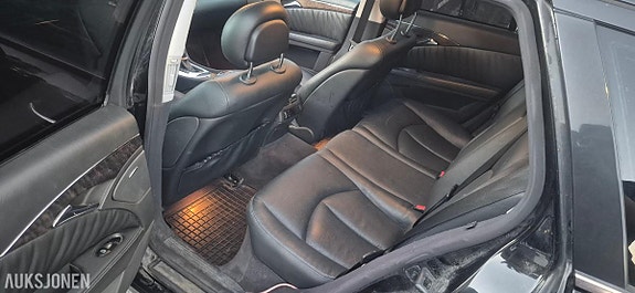Mercedes-Benz E-Klasse 12 of 16