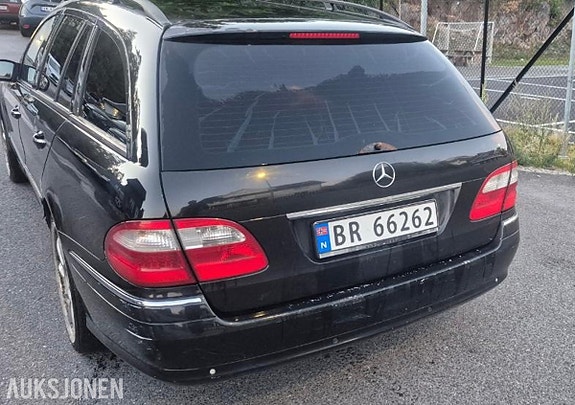 Mercedes-Benz E-Klasse 6 of 16