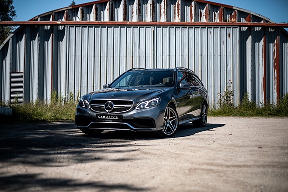 Mercedes-Benz E63 11 of 30
