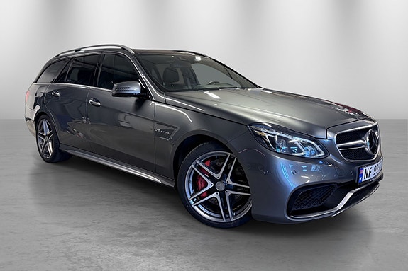 Mercedes-Benz E63 21 of 30