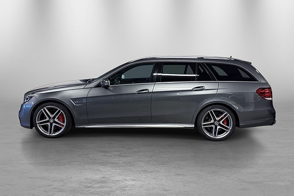 Mercedes-Benz E63 26 of 30