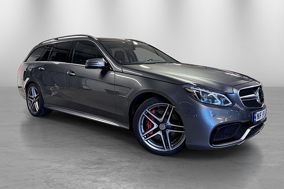 Mercedes-Benz E63 30 of 30