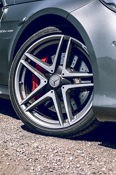 Mercedes-Benz E63 3 of 30