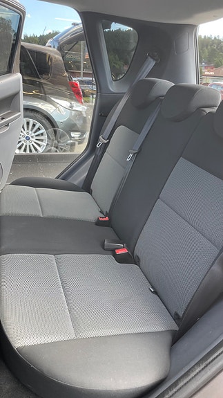 Mitsubishi Colt 20 of 21