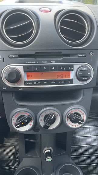 Mitsubishi Colt 15 of 21