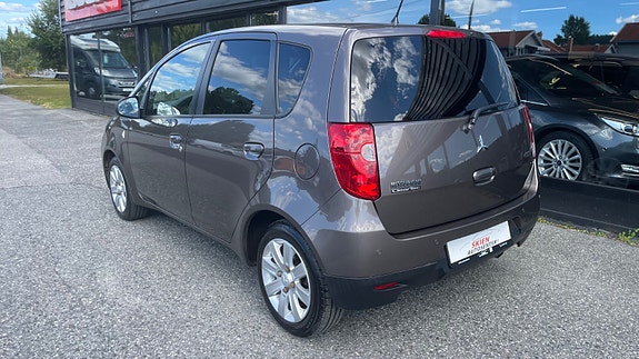Mitsubishi Colt 5 of 21