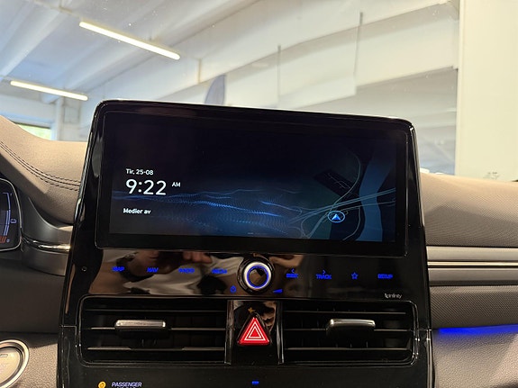 Hyundai IONIQ 18 of 29