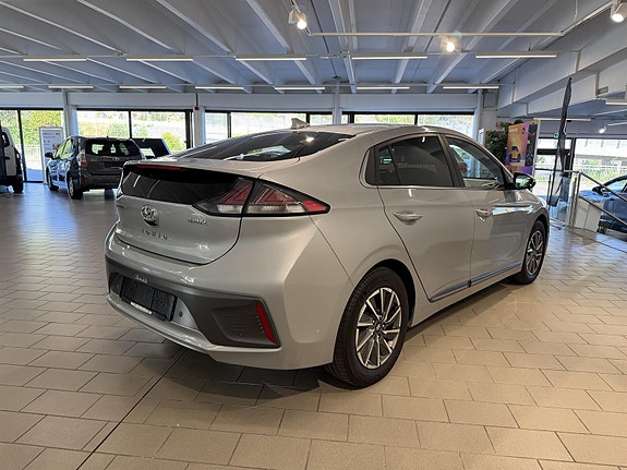 Hyundai IONIQ 6 of 29
