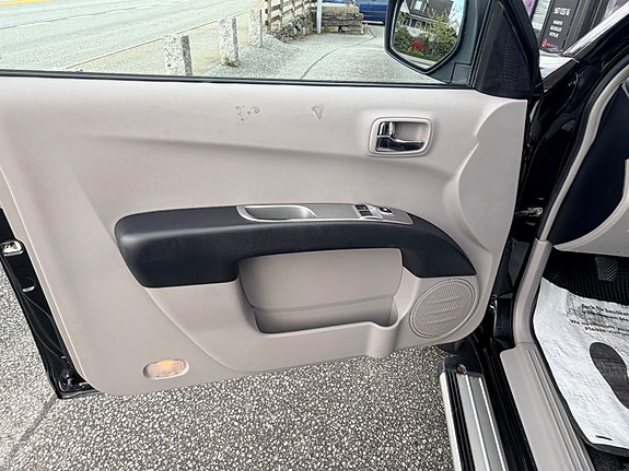 Mitsubishi L200 12 of 17