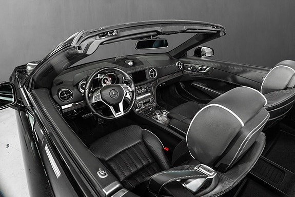 Mercedes-Benz SL350 8 of 30