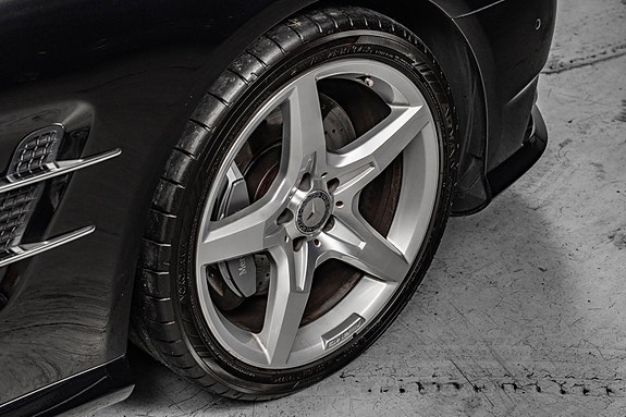 Mercedes-Benz SL350 13 of 30