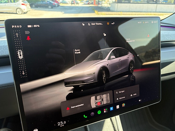 Tesla Model Y 12 of 14