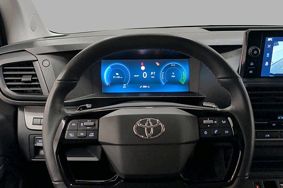 Toyota Proace 8 of 9