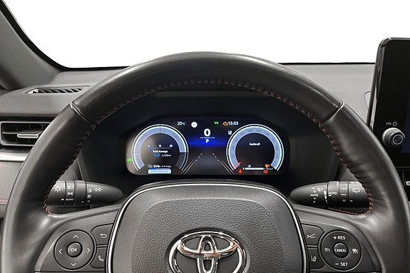 Toyota RAV4 Plug-in Hybrid 13 of 22