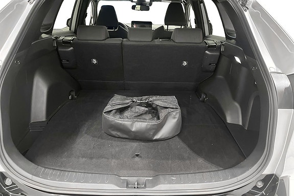 Toyota RAV4 Plug-in Hybrid 20 of 22