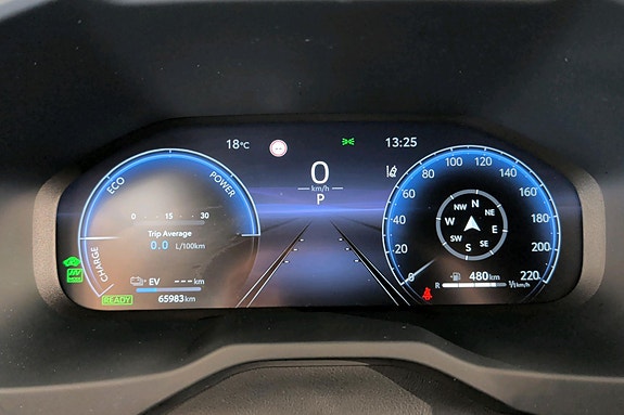 Toyota RAV4 Plug-in Hybrid 13 of 22