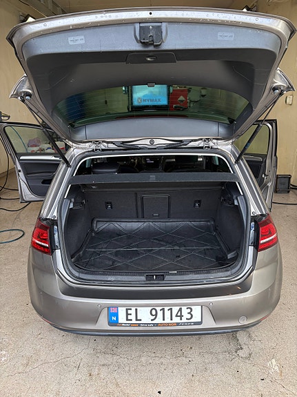 Volkswagen GOLF 9 of 14