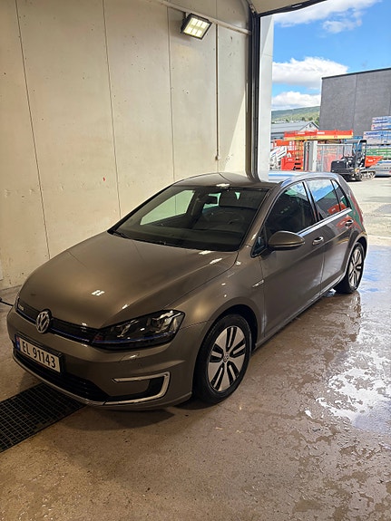 Volkswagen GOLF 3 of 14