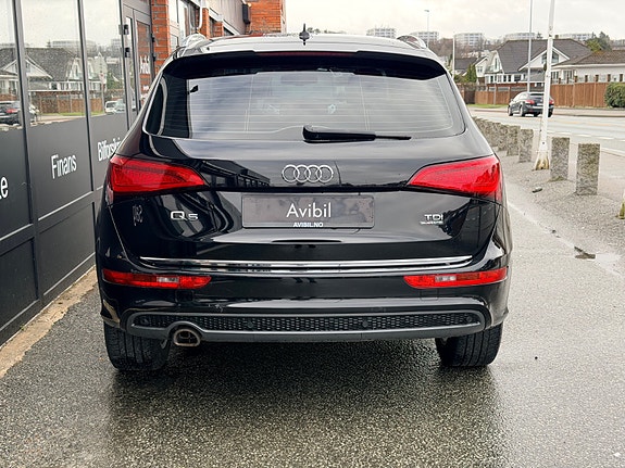 Audi Q5 4 of 25