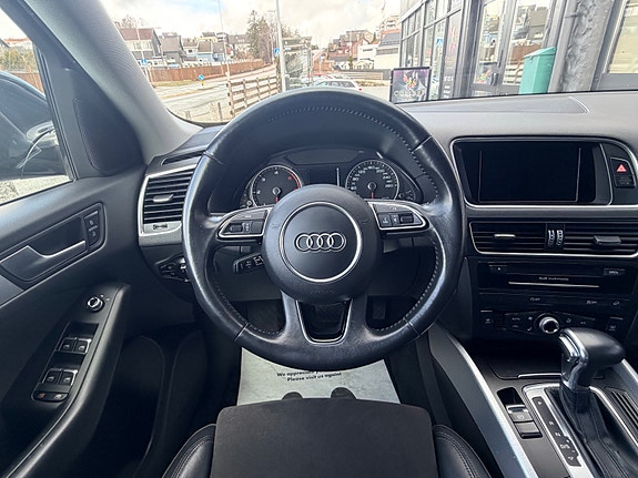 Audi Q5 10 of 25