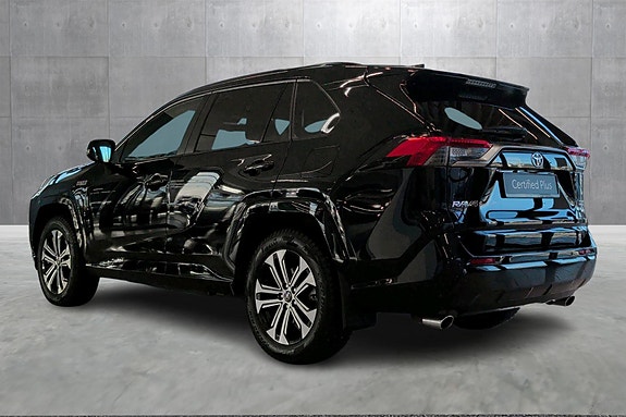 Toyota RAV4 Plug-in Hybrid 3 of 24