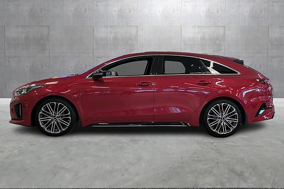 Kia ProCeed 2 of 21