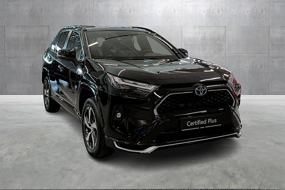 Toyota RAV4 Plug-in Hybrid 7 of 22