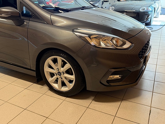 Ford Fiesta 9 of 20