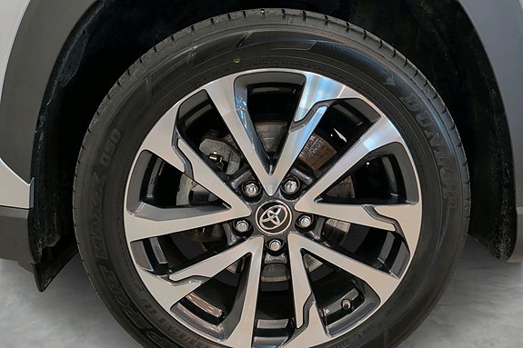 Toyota Corolla Cross 21 of 21