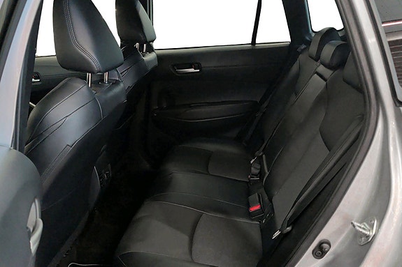 Toyota Corolla Cross 17 of 21