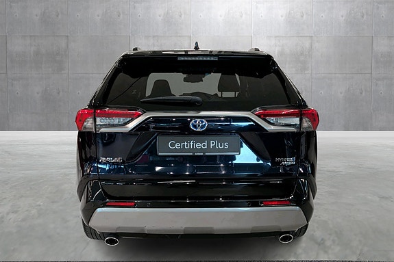 Toyota RAV4 4 of 21