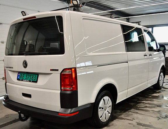 Volkswagen Transporter 4 of 30
