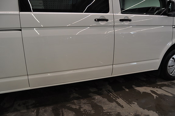 Volkswagen Transporter 14 of 30