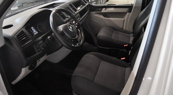Volkswagen Transporter 29 of 30