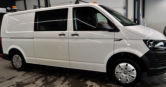 Volkswagen Transporter 7 of 30