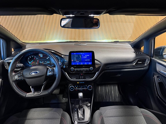 Ford Fiesta 13 of 19