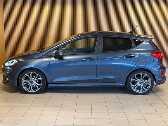 Ford Fiesta 8 of 19