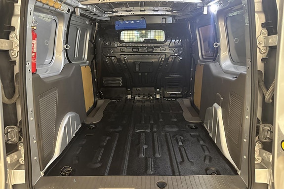 Ford Transit Connect 16 of 16