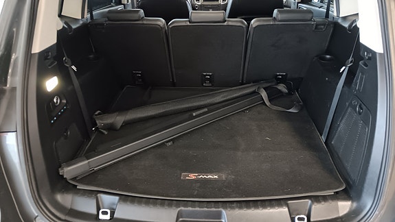 Ford S-MAX 19 of 25