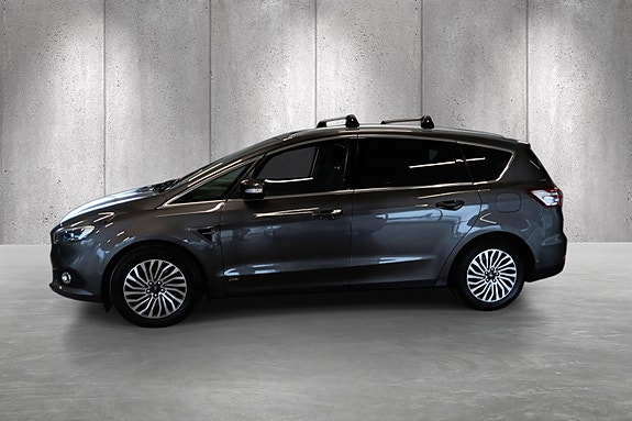 Ford S-MAX 2 of 25