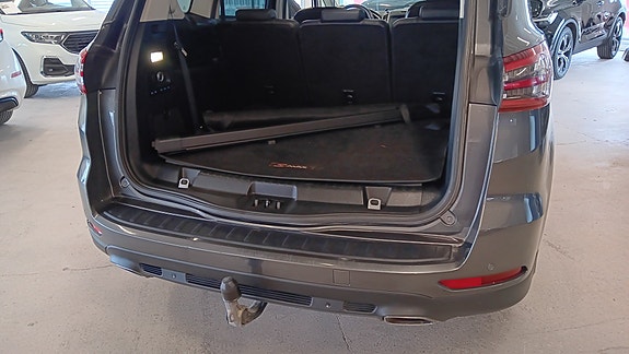 Ford S-MAX 4 of 25