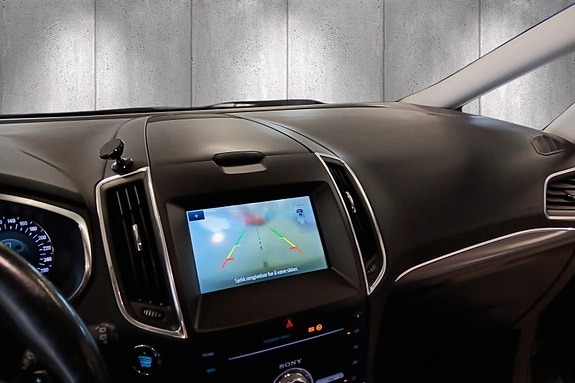 Ford S-MAX 16 of 25