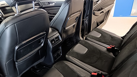 Ford S-MAX 17 of 25