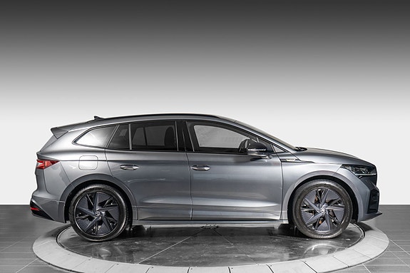 Skoda Enyaq RS 8 of 30