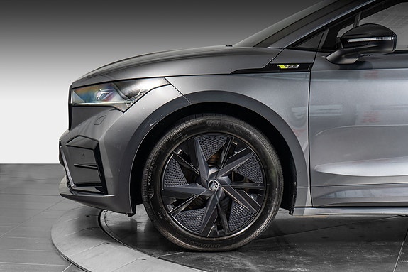 Skoda Enyaq RS 11 of 30