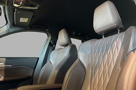 BMW iX1 25 of 29