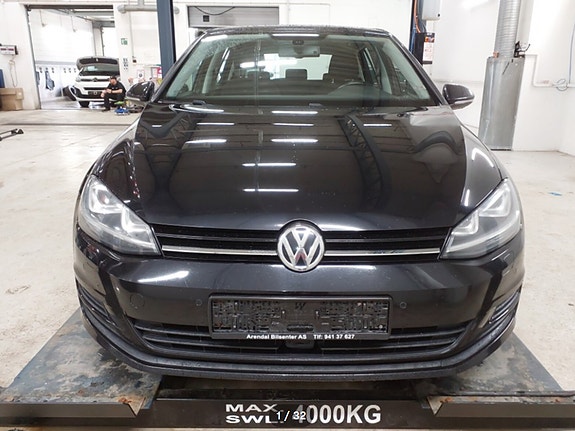 Volkswagen Golf VII 6 of 17